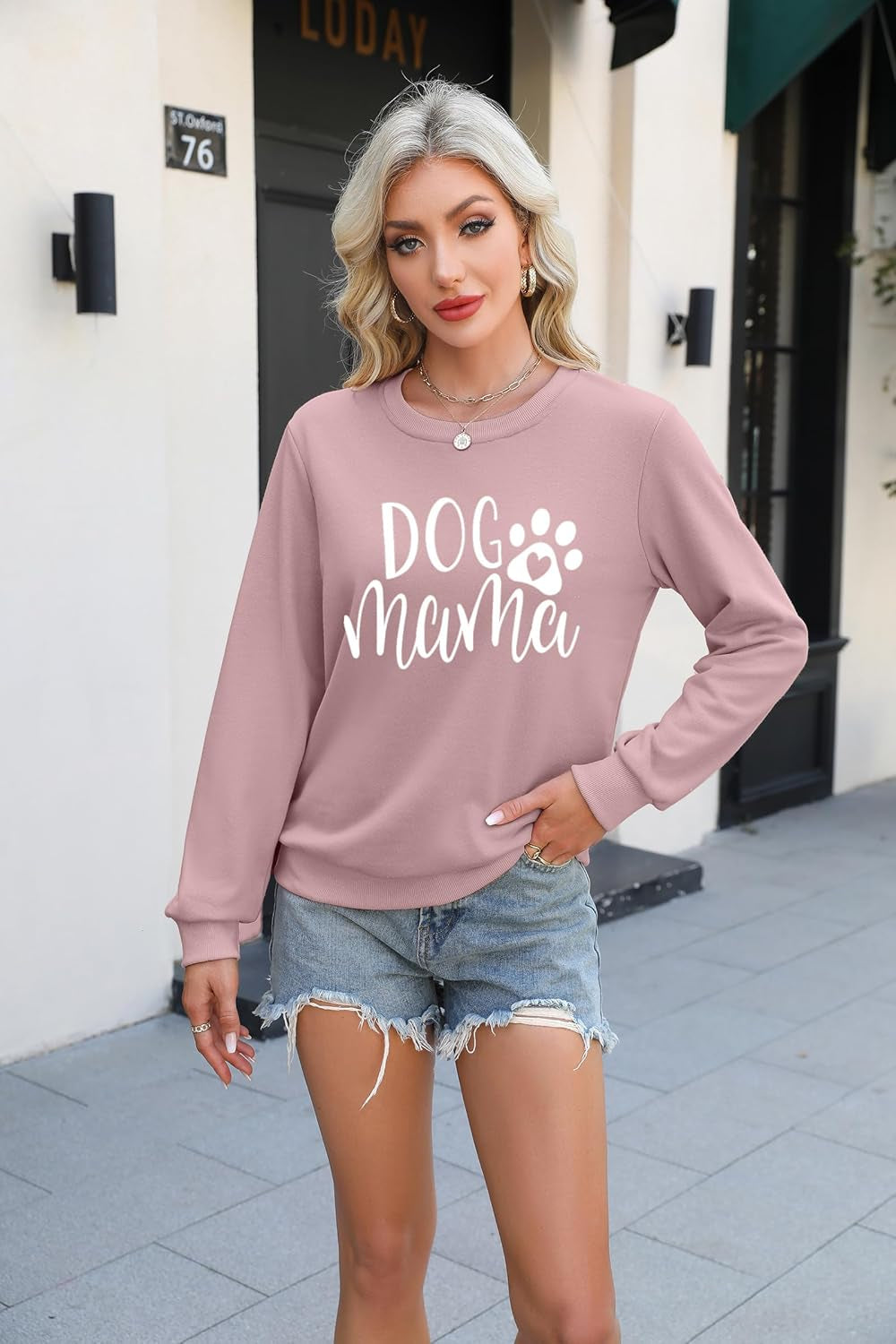 Dog Mom Graphic Sweatshirt – Cozy, Cute & Proudly Paw-some!